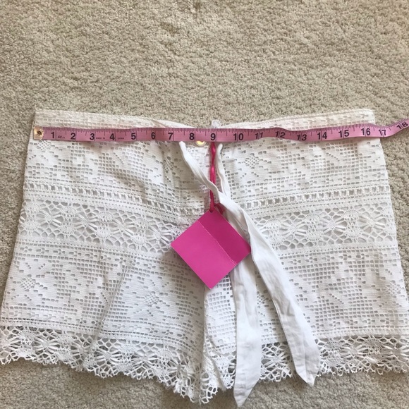 Italian Lace Shorts - Picture 5 of 9